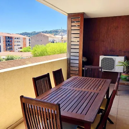 Grand Bleu T3 Sur Quai Plaisancier, Garage, Clim